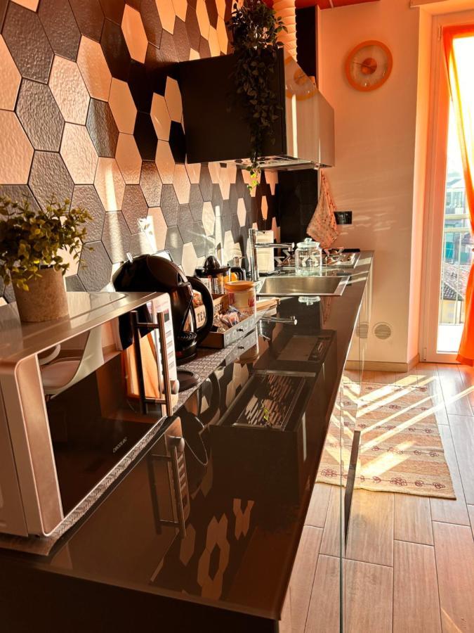 Апартаменти Bon Bon Del Centro No Ztl A Due Passi Da Piazza Alfieri Асті Екстер'єр фото